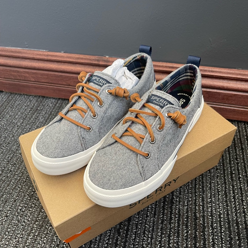 Gray Size 6 Women’s Sperry’s Brand New & Never Worn